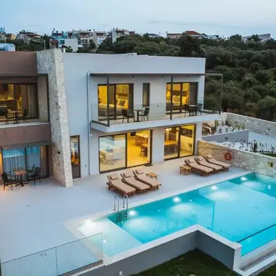 Star Luxury Villa - Private pool