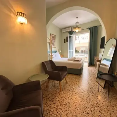 Omiros Apartment