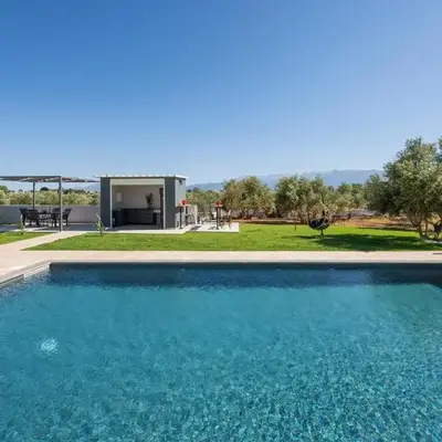 Aspect Luxury Apartments with Pool