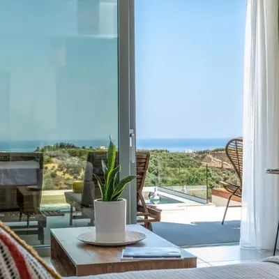 Evora Suites