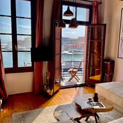 Erietta Suites
