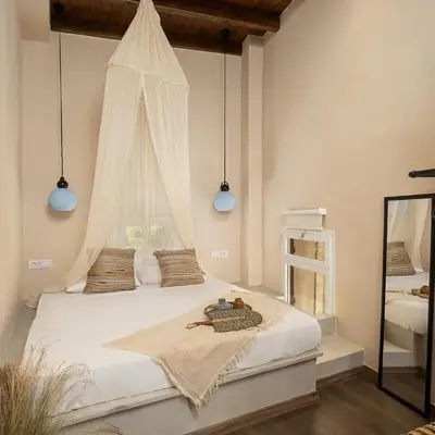 Artemide city places _Leon tiny suite