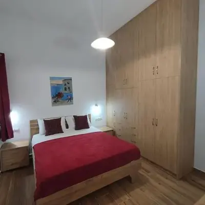 Lenio's Apartment