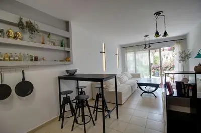 Gallery image of Elias 1-Bedroom Apartment on the beach with pool in Chania Town