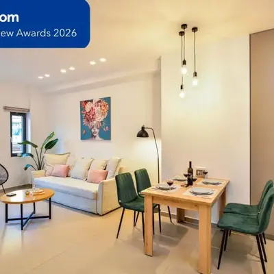 Alex Downtown Holiday Apartment