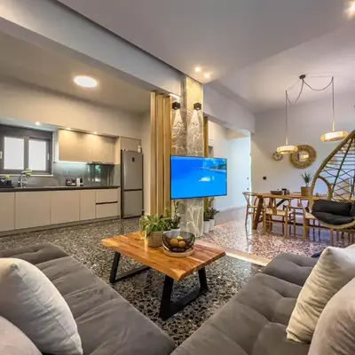 Apẽron Suite - Downtown Chania