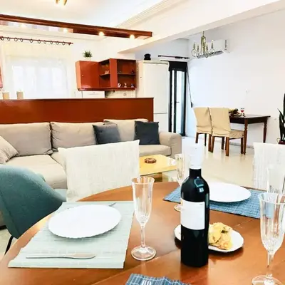 Sea Breeze Sanctuary-1bd 3pl 1ba - 90m To Sea