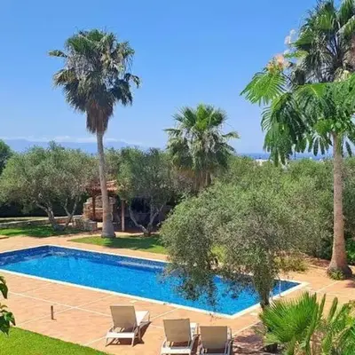 Aloni Grove Retreat