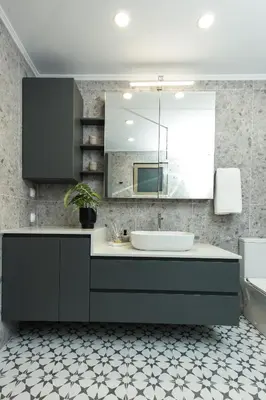 a bathroom with a sink and a mirror at Villa Savina in Plátanos