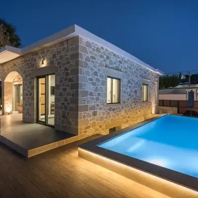 Luxury villas Argalios