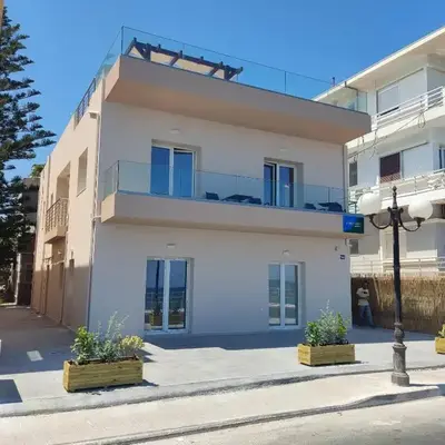 GREEN n' BLUE apartments