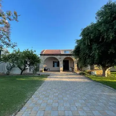 Maleme Maisonette