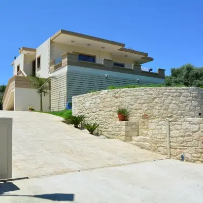 Villa Ikaros