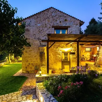 Vrisali Traditional Stone Villa