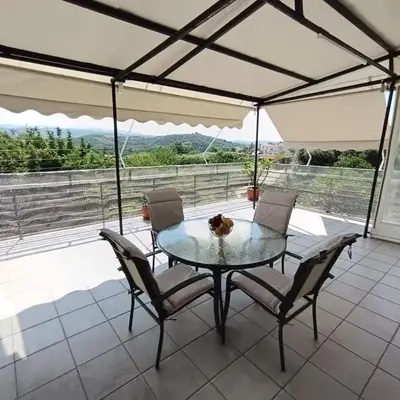 Veranda with endless view