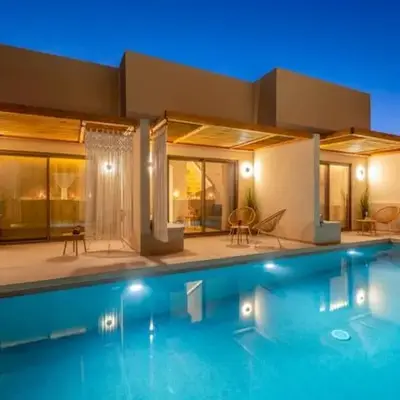 Aladdin Luxury Suites With Shared Pool
