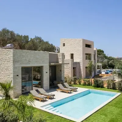La Divina Luxury Villas with Heated Pool