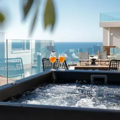 Alectrona Living Crete