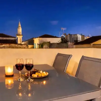 Gardenia Maisonette Rooftop Old Town View