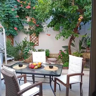Garden house by Dreams