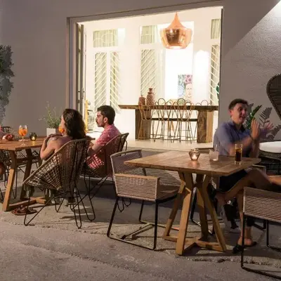 Nyx Chic Manor