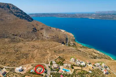 an aerial view of a mountain with a red circle at Villa Konstantina in Exopoli
