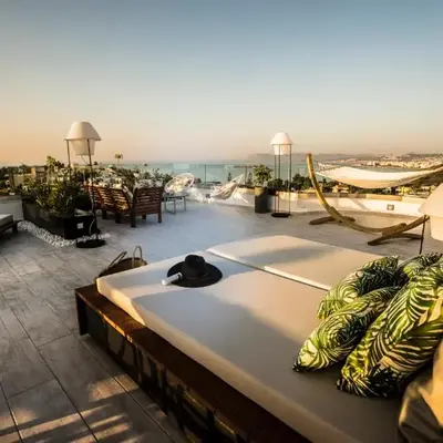 The Hill House Villa