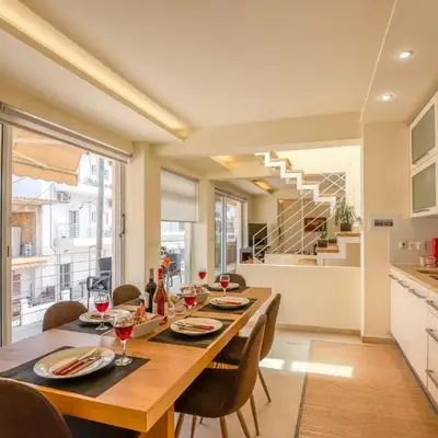 Luxury Maisonette