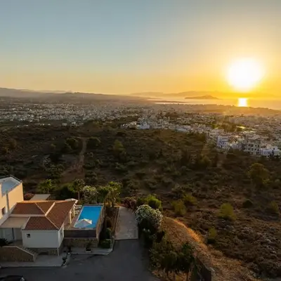 Karmilos Hill Villa