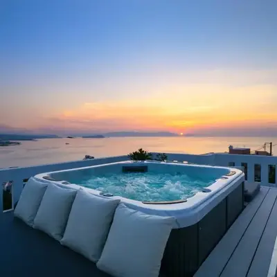 Rooftop Jacuzzi Apartment