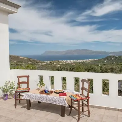 Kyparissos Apartment I