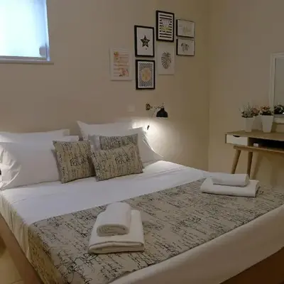 Maria & Manos Guest House