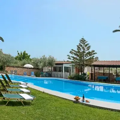 Argo Apartments