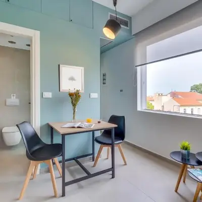 Koukou Central Apt -Fast WIFI- 5' to Old Town
