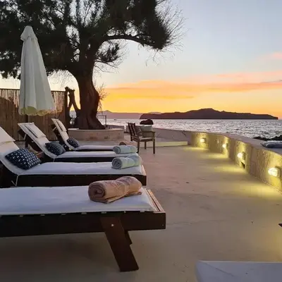 Seastar seafront villa