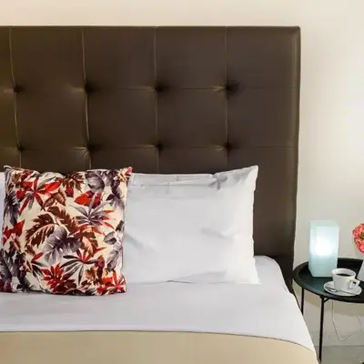 Room 25