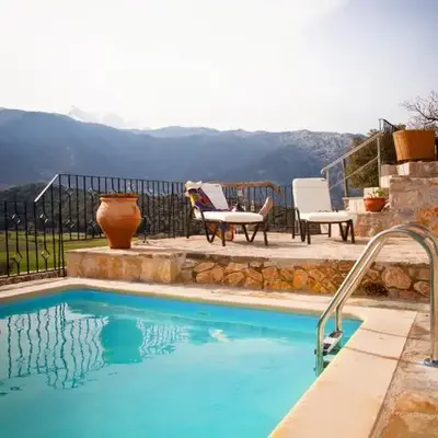 Private Stone villa-Pool and Maountain view