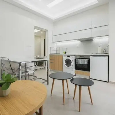 Peris 3 - Central Apt near Old Town - AC