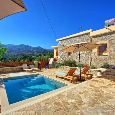 Villa Vicilla by PosarelliVillas