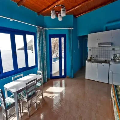 Great sea-view apartment.