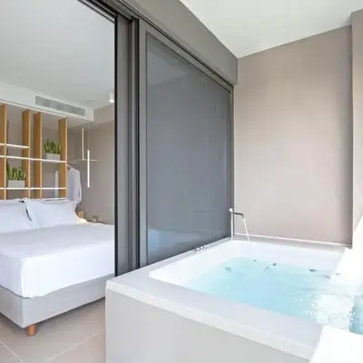 Noemie Luxury Suites