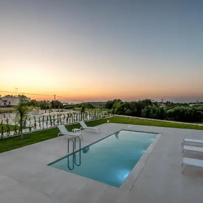 Efrossini Suites