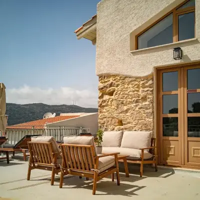 The Stone House - Two Bedrooms Maisonette